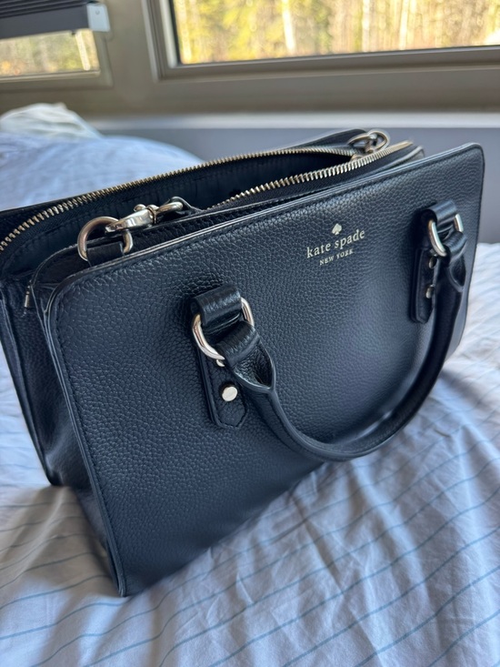 kate spade Handbags - Kate Spade New York Black Mulberry Street Lise Purse